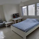 Elegant Spacious Room, Steps From Luxembourg Train Station
